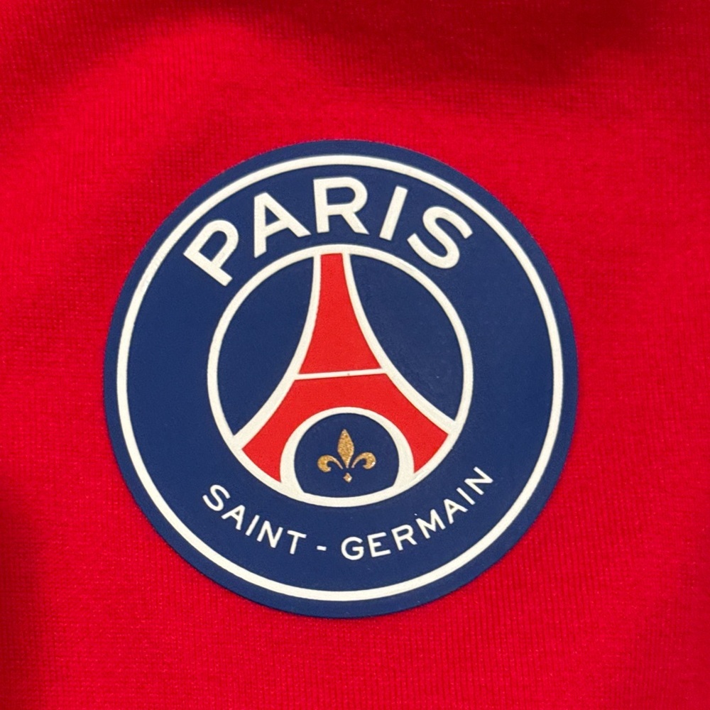 PSG Paris Saint-Germain Red Short Sleeve Tee Size S (10-11 year) Kids